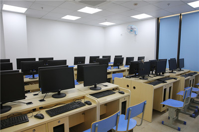 上海育通教育信息咨詢 專業(yè)引領(lǐng)，助力教育夢(mèng)想